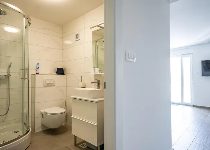 Stela U Kamporu Daire